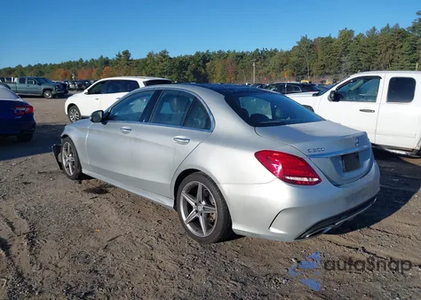 2016 Mercedes-Benz C 300 Sport 4Matic из США, поврежденный, VIN 55SWF4KBXGU141893